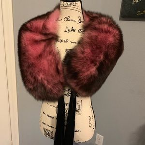 Gorgeous 🤩 Neiman Marcus real fur wrap with satin tie